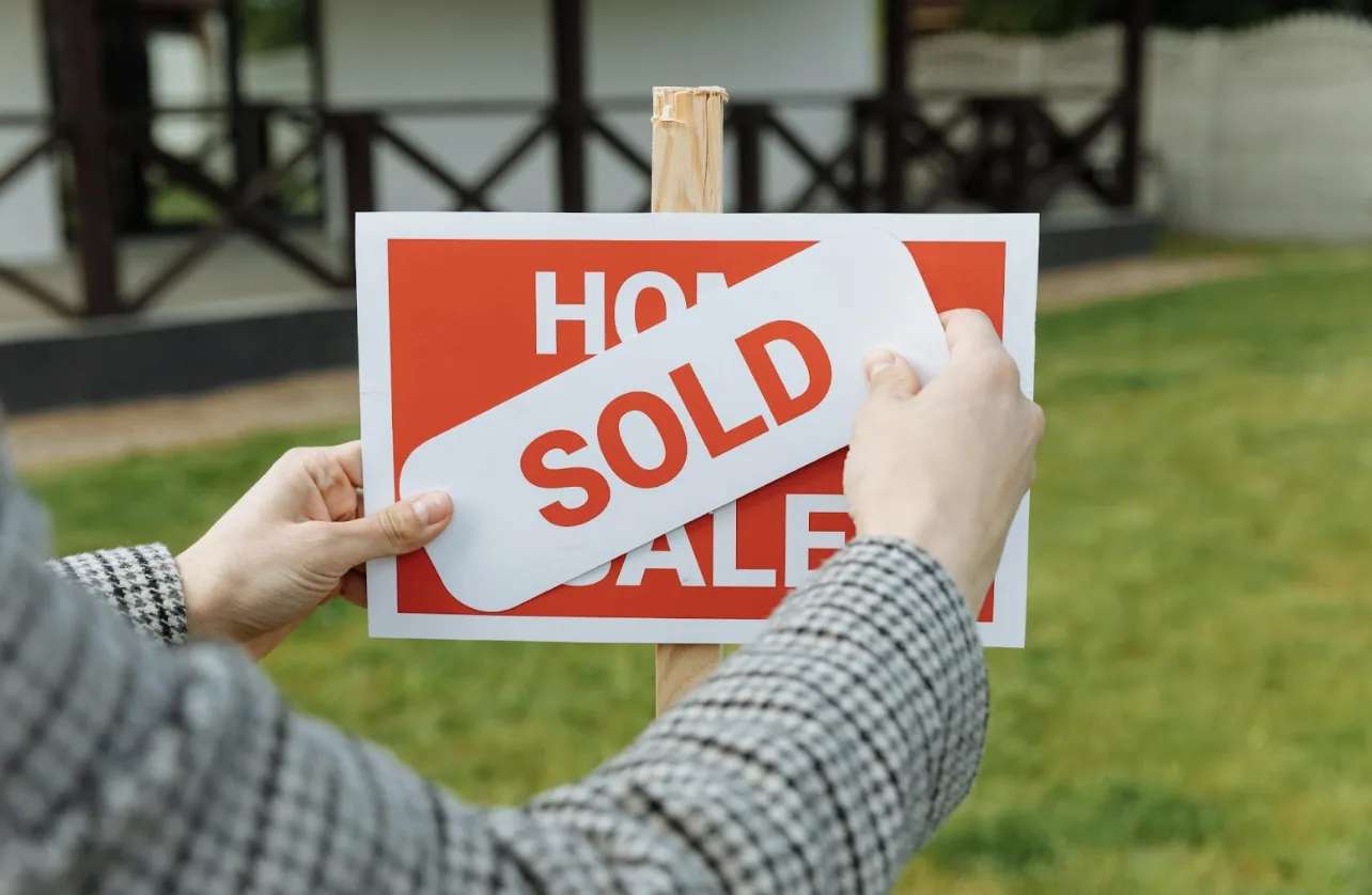 The Benefits of Selling a Home Through Property Auctions
