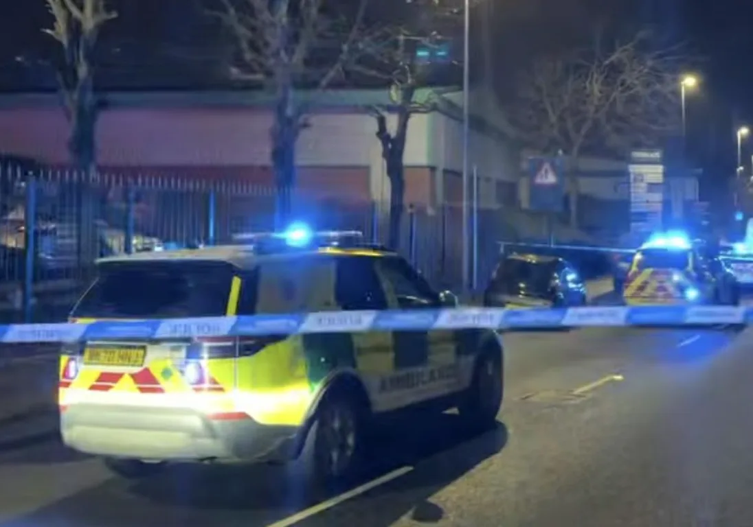 Teen Dies in Smethwick Mosque Stabbing, Police Hunt Attackers—Not Treated as Hate Crime
