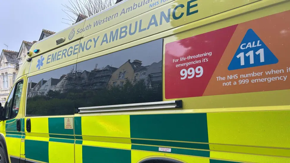 Man in 60s Dies After Cardiac Arrest Outside Devizes School as Emergency Services Rush In