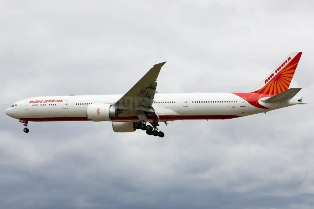 Drunk Brit’s Rant on Heathrow-Dhaka Flight Costs Him £2,000 Fine for Abuse and Assault