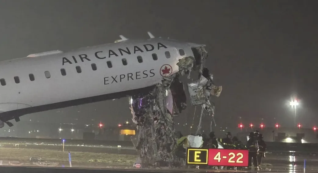 LaGuardia Horror Crash: Jazz Jet Collides with Firetruck, Two Dead and 70 Injured