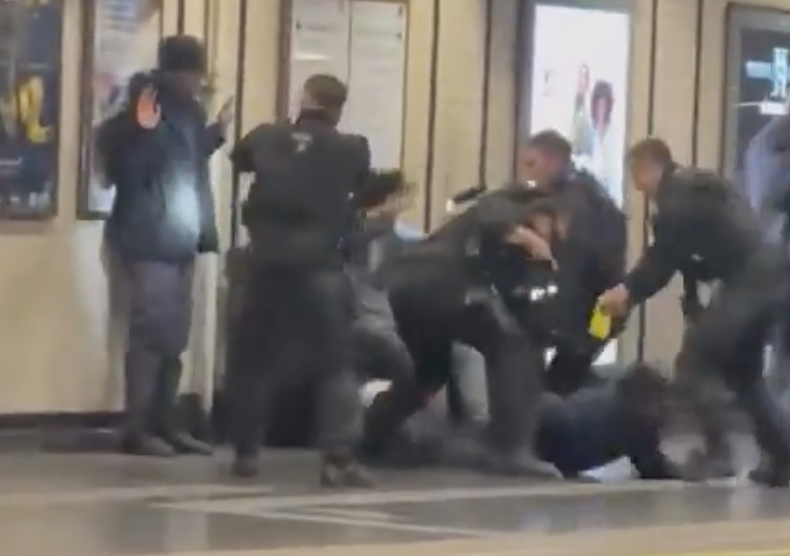 Three Teens Arrested Following Armed Robbery Report Near Central London Bridge
