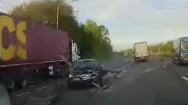 Accident on A13 Westbound Near Grays Leads to Severe Delays and Lane Closures
