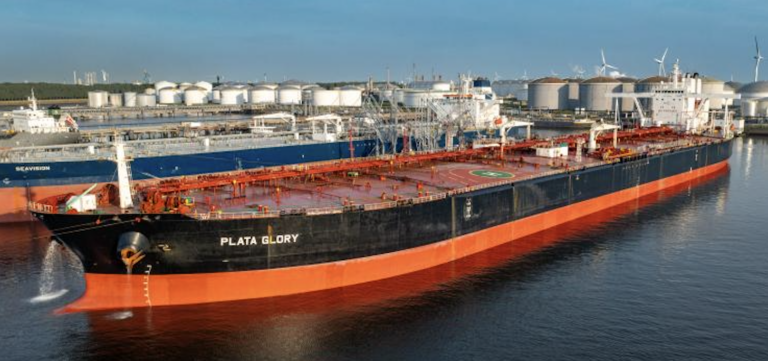 Massive Oil Tanker Held Up Near Southampton on Safety Fears