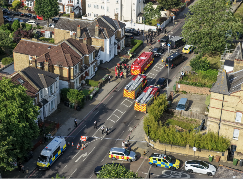 Armed Police Stand-Off In Catford Ends After 12 Hours Following IED Fears
