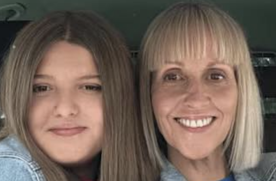 Tribute Paid to Hero Who Drowned Saving Girl and Mother at Seaside