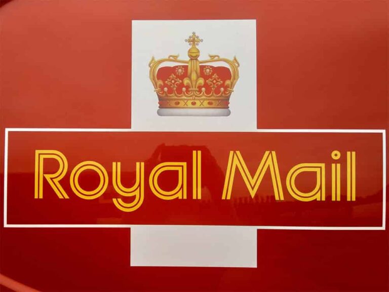 Two Royal Mail Employees Face Allegations of £750,000 Theft
