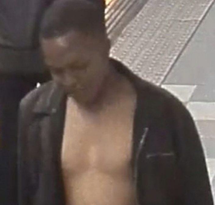 Man Caught Exposing Himself on Piccadilly Line During Morning Commute