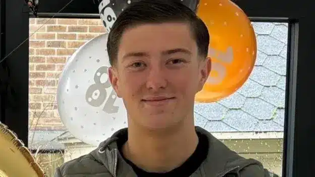 Police Took Eight Minutes to Detect Fatal Stab Wound on Henry Nowak in Hampshire