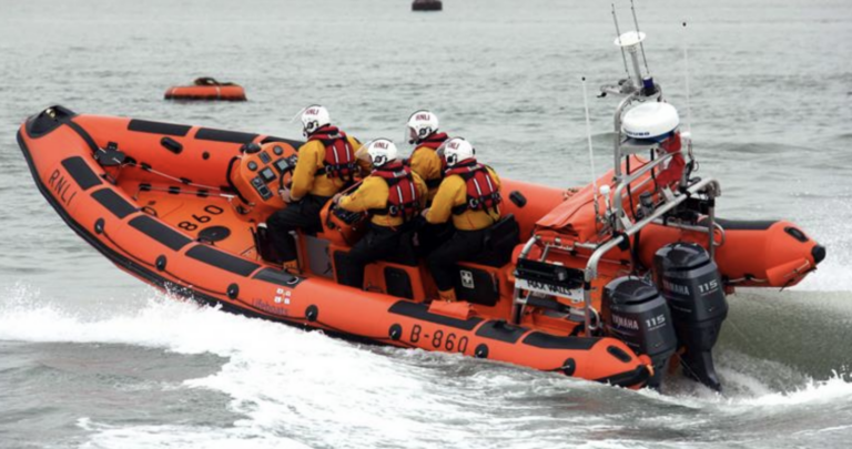 Jet Ski Incident Leaves Commuter Seriously Injured Near Calshot