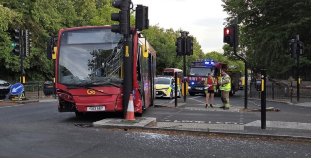Bus Collision Shuts Key Route Near Crystal Palace, Disrupting Commuter Flow