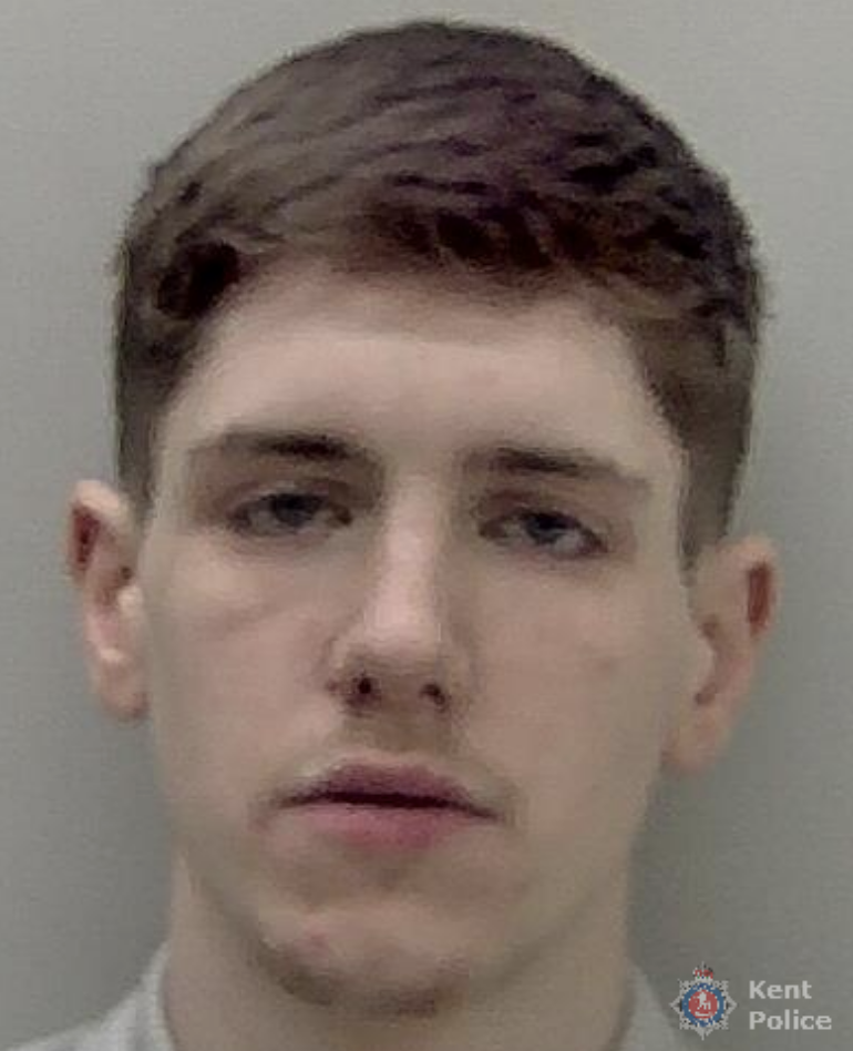 Two Car Thieves Jailed for Burglaries and Vehicle Theft Along M4 Corridor