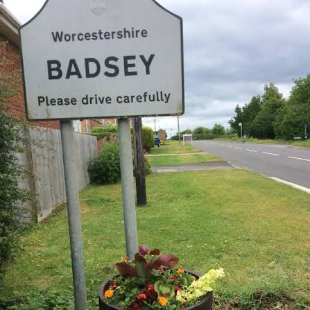 Five-Year-Old Child Found Dead in Water Following Major Search in Worcestershire Village