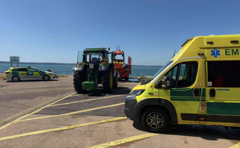 Jet skier rescued after suffering serious head injury off Isle of Wight