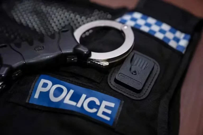 Man arrested and power tools recovered after reports of suspicious activity in Gravesend