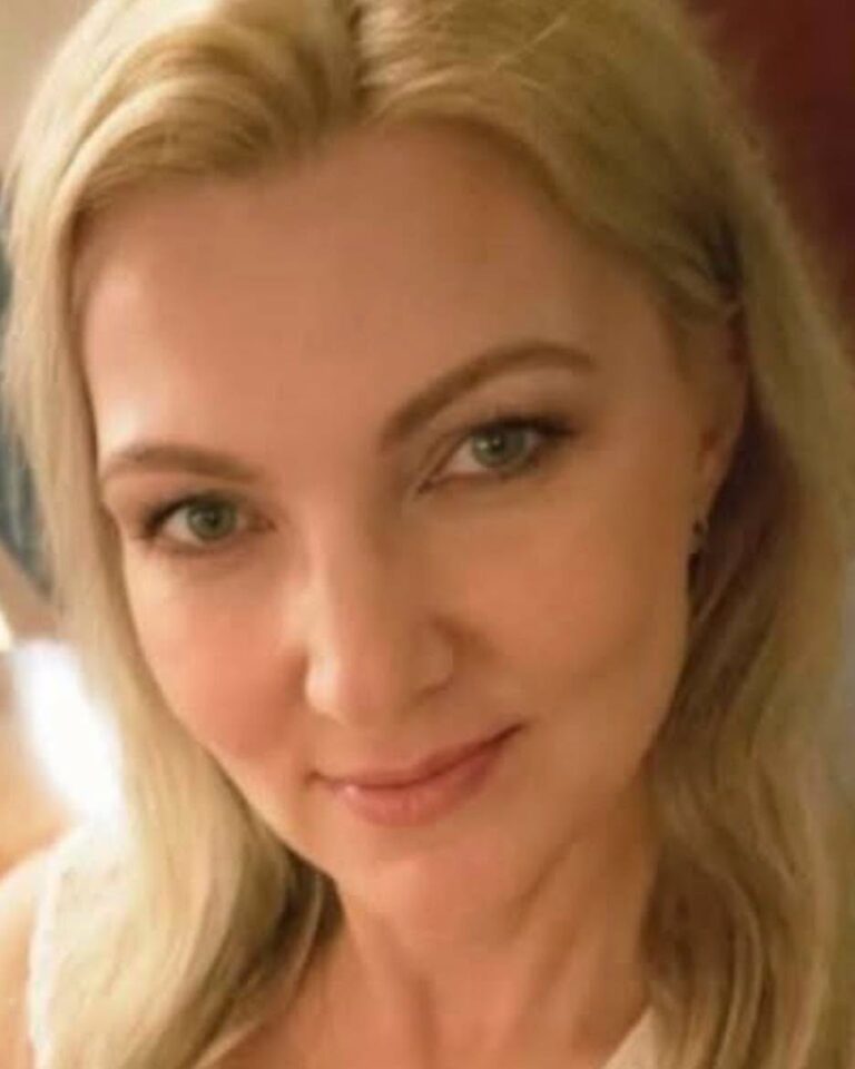Heartbreaking tributes to mum, 52, killed at Nottinghamshire home
