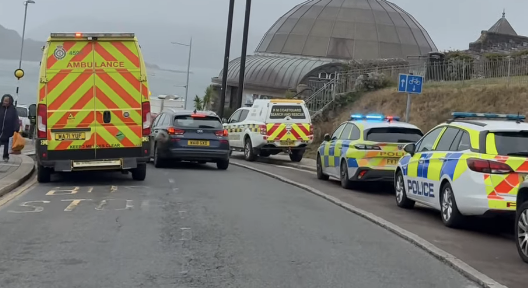 Major emergency response at Plymouth Hoe as Tinside Lido closed