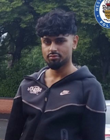 Controlling partner jailed for life after strangling and stabbing boyfriend to death in Birmingham