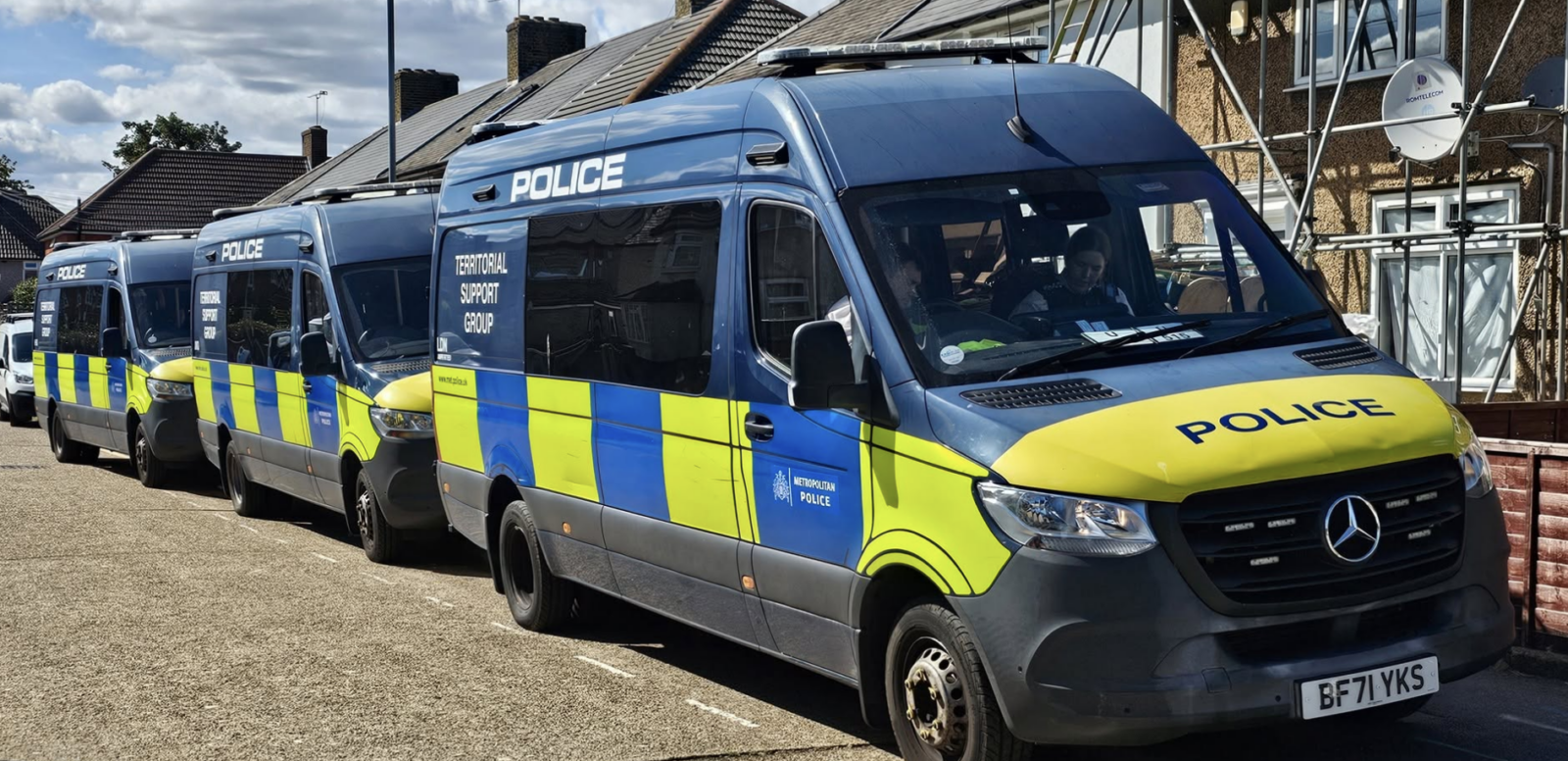 Armed police operation sparks major disruption in Dagenham