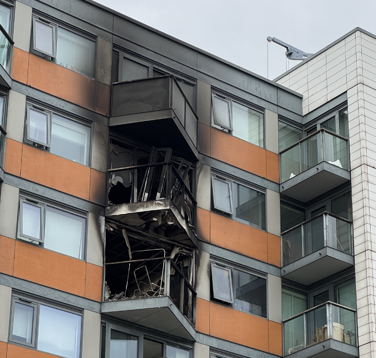 Around 70 firefighters tackle 17th-floor blaze at Poplar tower block